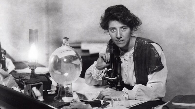 1280px Marie Stopes in her laboratory%2C 1904 Restoration