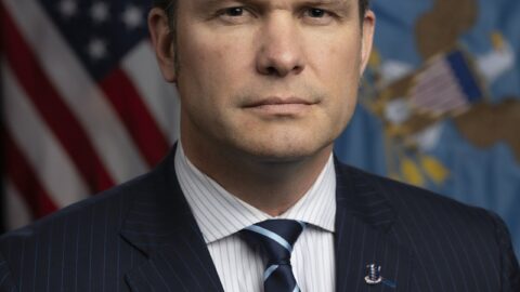 Official portrait of U.S. Defence Secretary Pete Hegseth